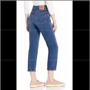 NWT Levi 501 Cropped in Charleston High